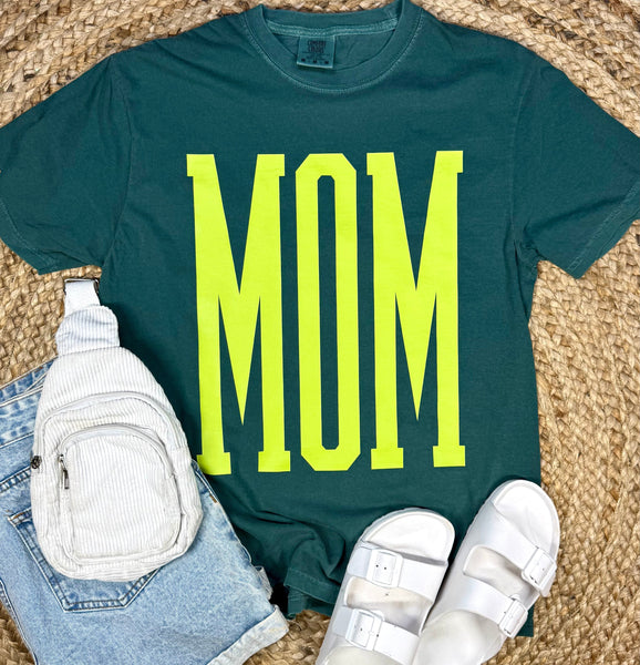 Oversized MOM Graphic Tees
